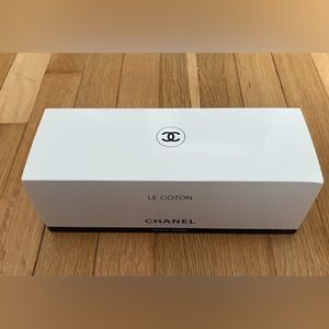 Authentic Chanel Le Coton Makeup Cotton Squares